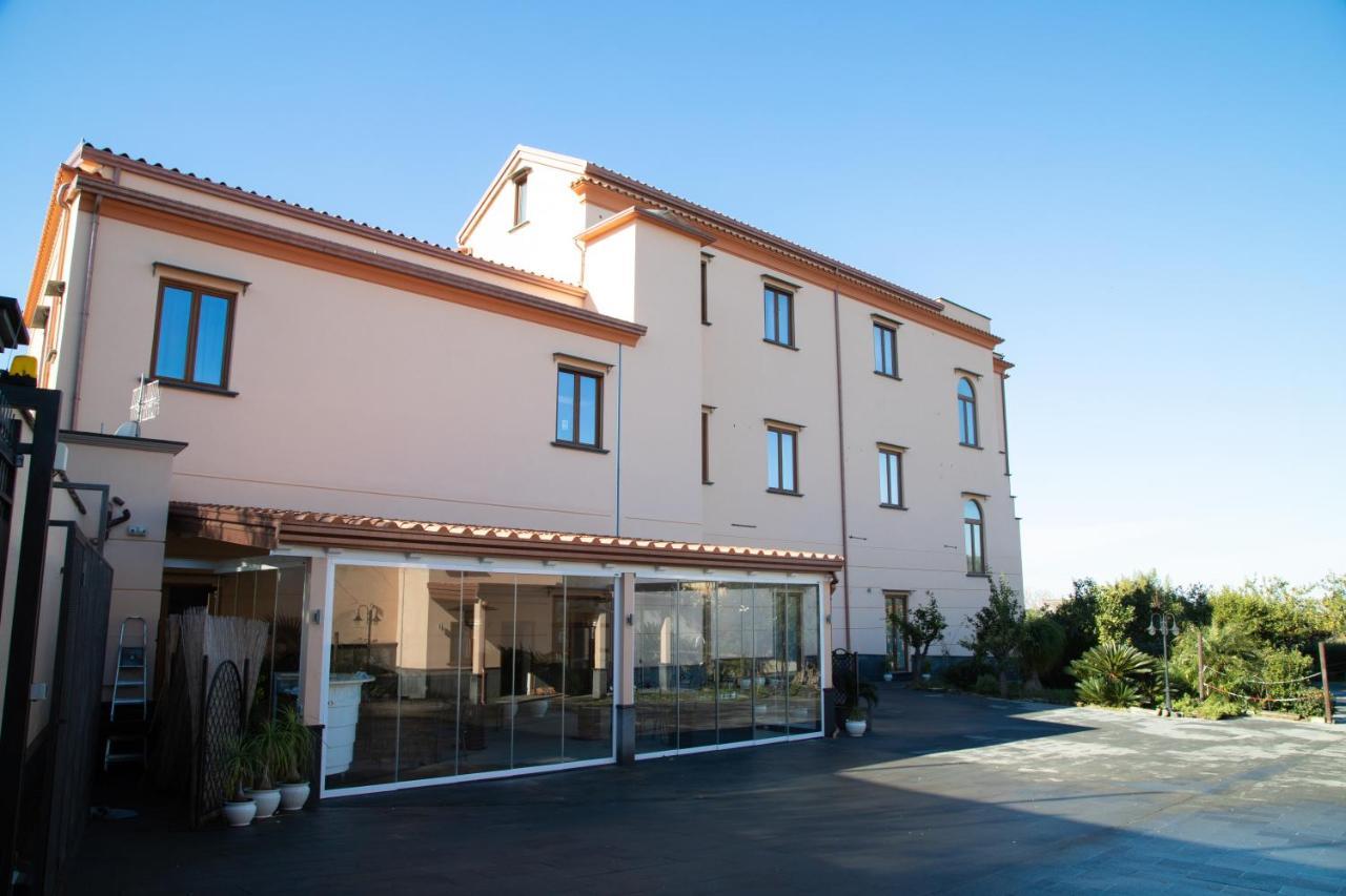 Hotel SorrentoBay Sant'Agnello Exterior foto